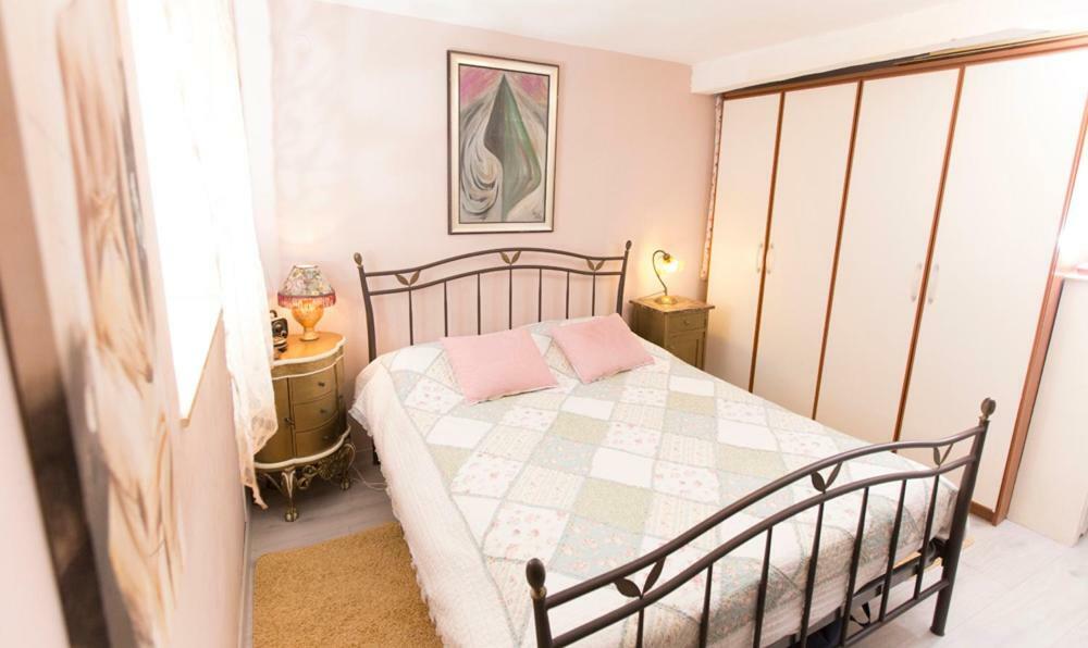 Apartment Antica With Yard & Bbq สปลิท ภายนอก รูปภาพ