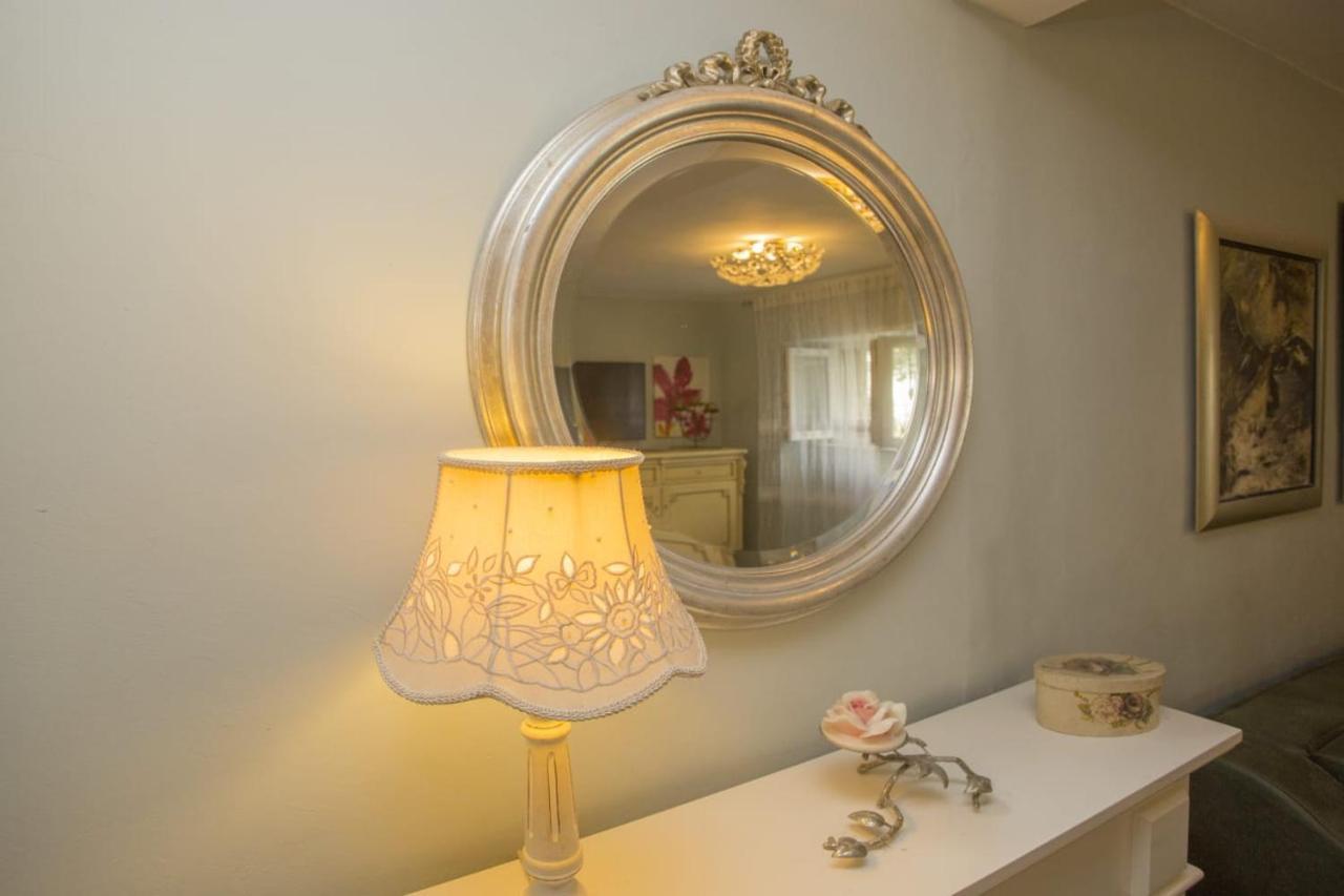 Apartment Antica With Yard & Bbq สปลิท ภายนอก รูปภาพ